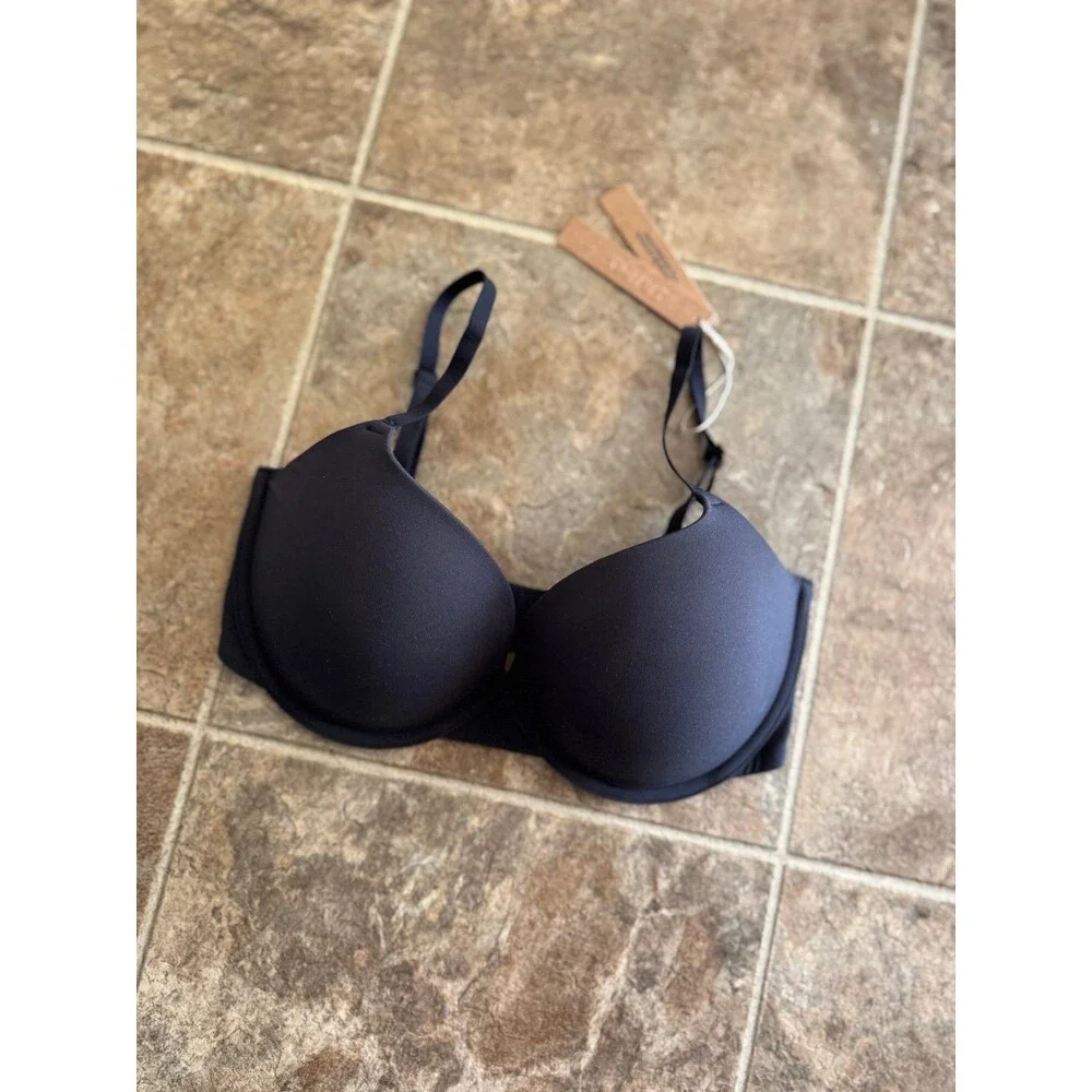 Skims Fits Everybody Push up
Demi Bra Onyx Size 32DD - Picture 3 of 6